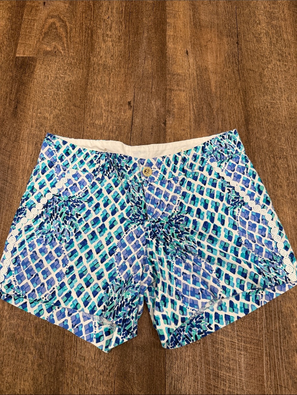 Lilly Pulitzer Blue & Teal Printed High Waist Shorts